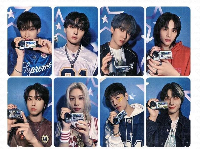 STRAY KIDS 2025 SALUDOS DE TEMPORADA TARJETA FOTOGRÁFICA SOUNDWAVE