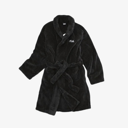 G-DRAGON (BIGBANG)- ZO&FRIENDS POP-UP MD ZOA ROBE