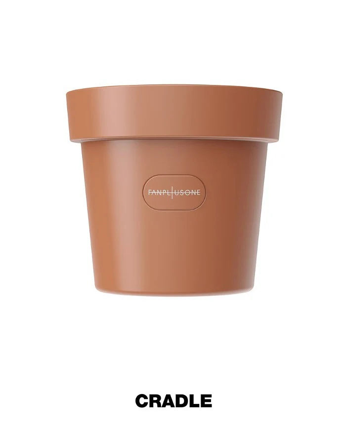 G-DRAGON (BIGBANG) - ÜBERMENSCH MEDIA EXHIBITION OFFICIAL MD LIGHT STICK CRADLE